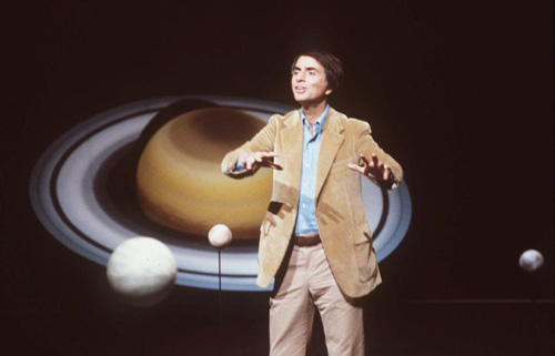 mond_orbit_carl_sagan